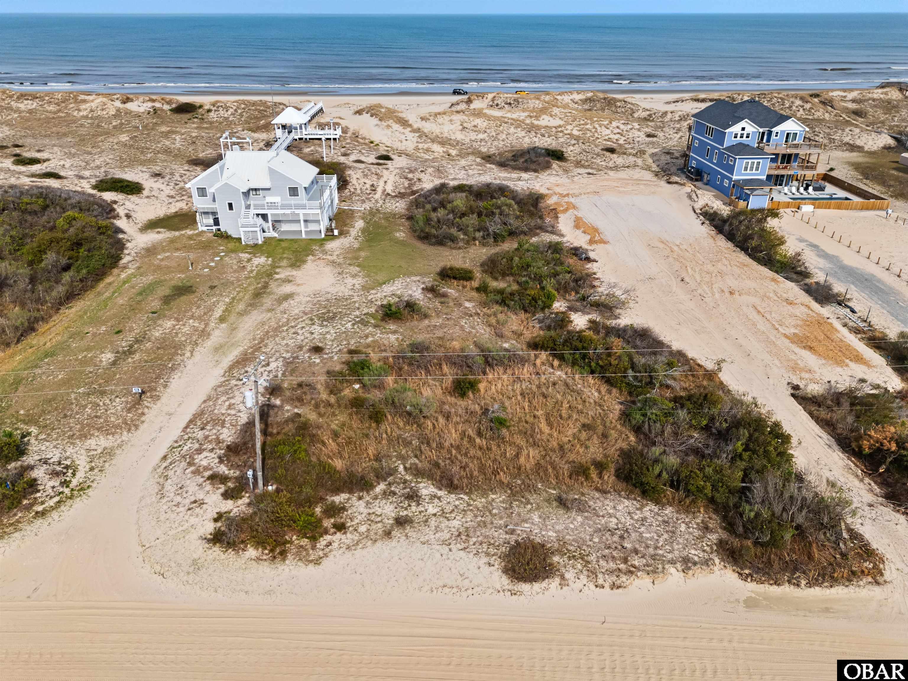 Land in Corolla 4