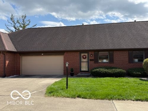 11 Eastern Ave, Brownsburg, IN, 46112-1416 | Card Image