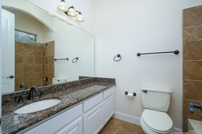 22718 Fossil Peak, House other with 4 bedrooms, 5 bathrooms and null parking in San Antonio TX | Image 27
