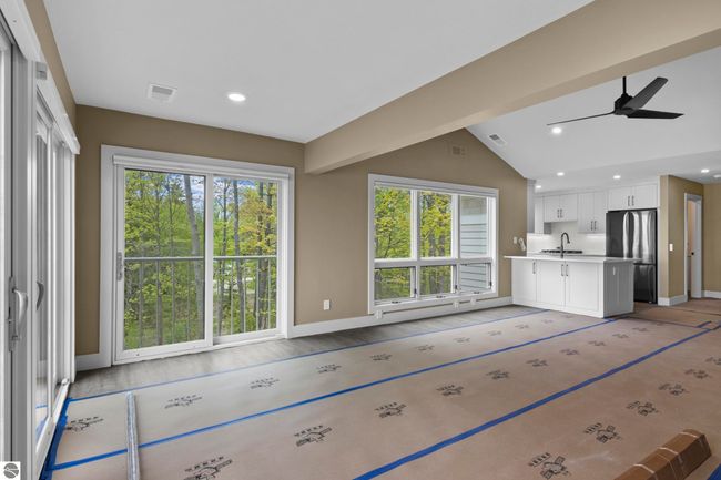 3 - 9200 N Bayshore Dr, House other with 1 bedrooms, 2 bathrooms and null parking in Elk Rapids MI | Image 10