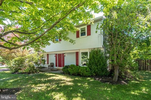 101 Chestnut Dr, Quakertown, PA, 18951-2288 | Card Image