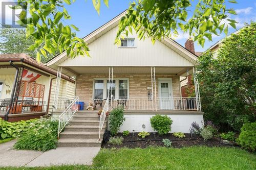 1615 Moy Ave, Windsor, ON, N8X3J9 | Card Image