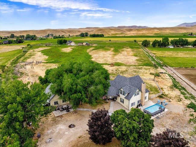 378 E Black Canyon Hwy, House other with 5 bedrooms, 2 bathrooms and null parking in Emmett ID | Image 5