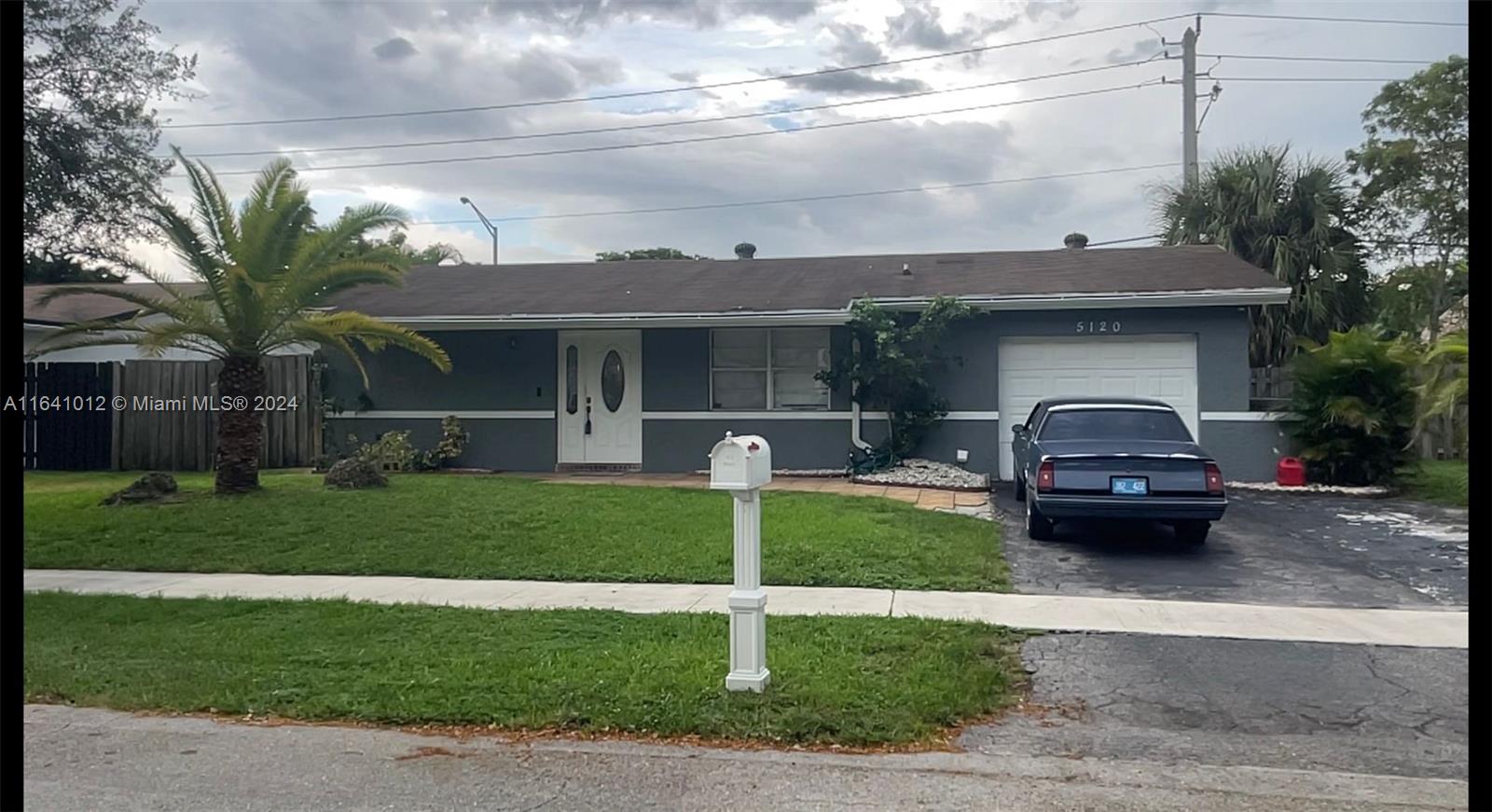 101st Ave, Cooper City, FL 33328