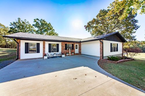 229 Richard St, Clinton, AR, 72031-6971 | Card Image