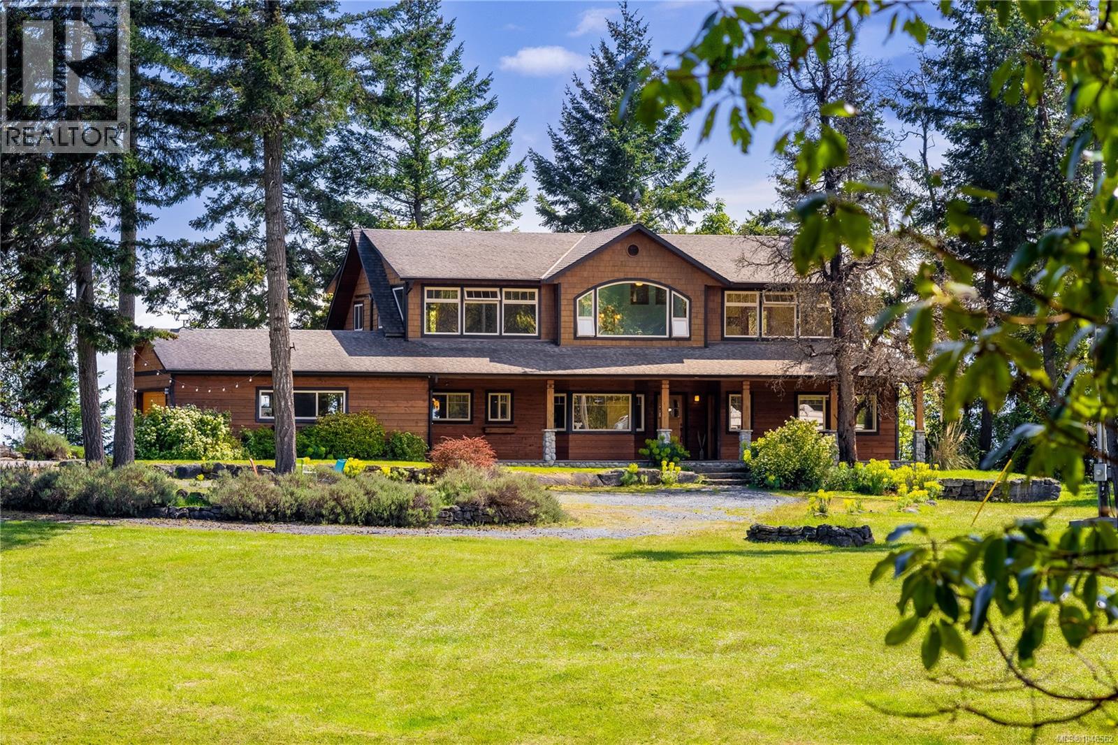 Residential in Gabriola Island 2
