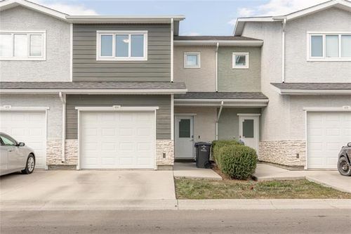 404-255 Peguis St, Winnipeg, MB, R3W0H4 | Card Image
