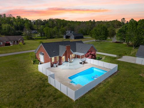 55 Candi Brook Ln, Corbin, KY, 40701 | Card Image