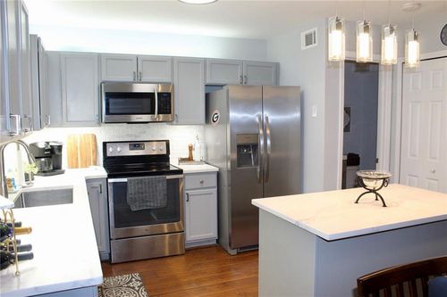 402 Summer Pl, Norcross, GA, 30071-3954 | Card Image