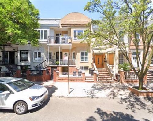 319 Vanderbilt St, Brooklyn, NY, 11218-1015 | Card Image