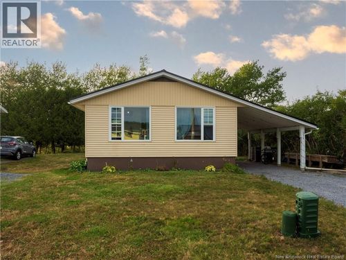 571 Michael Cres, Saint John, NB, E2J2S9 | Card Image