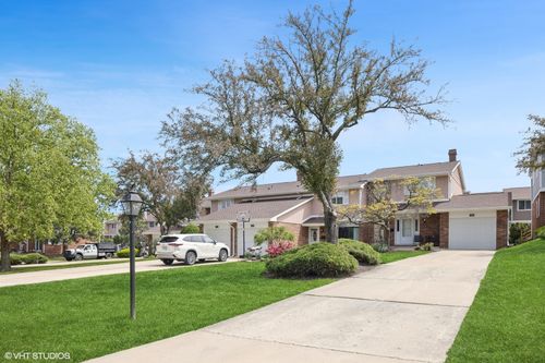 1168 Hertford Ct, Wheaton, IL, 60189-7708 | Card Image