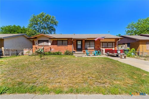 612 S 1st St, Copperas Cove, TX, 76522-2801 | Card Image