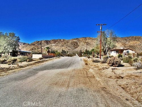 8675 Highland Rd, Morongo Valley, CA, 92256 | Card Image