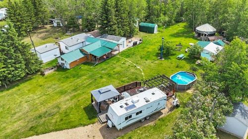 173-43336 Range Road 215, Ferintosh, AB, T0B1M0 | Card Image