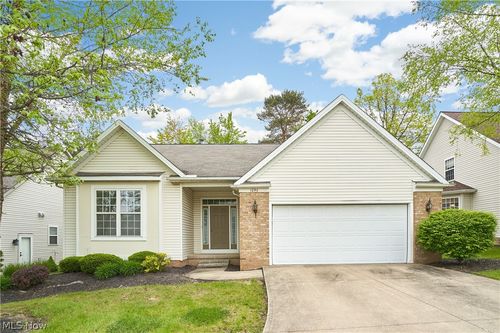 1096 Venice Ct, Macedonia, OH, 44056-2343 | Card Image