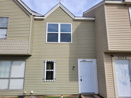 9571 Olde Towne Row, Dallas, TX, 75227-8164 | Card Image