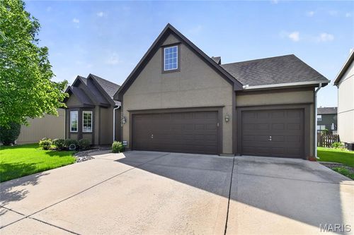 2509 Sw 12th St, Lee's Summit, MO, 64081-3857 | Card Image