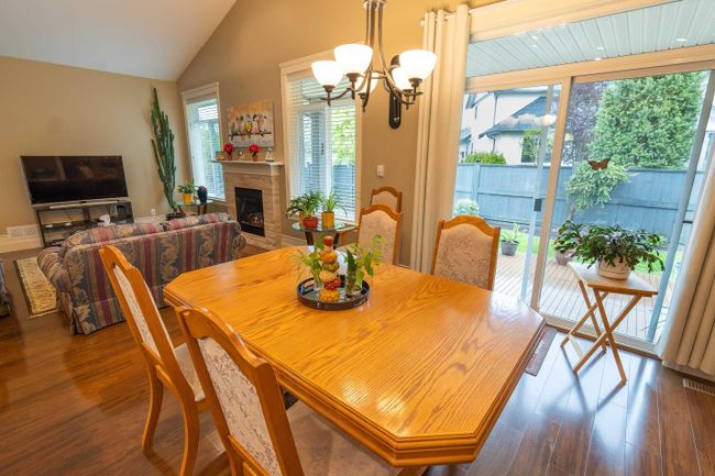 5574 Cayman Drive, House other with 2 bedrooms, 2 bathrooms and null parking in Chilliwack BC | Image 21