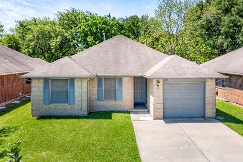 3075 Overland Trl, Dickinson, TX, 77539-5970 | Card Image