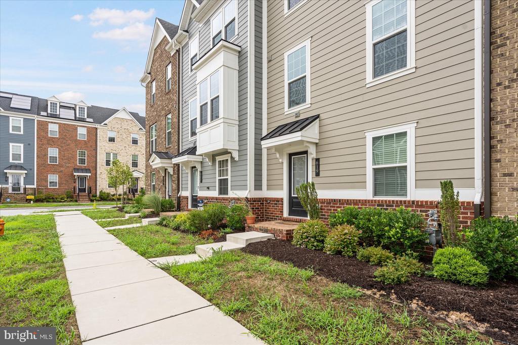 Williams Ct, Middle River, MD 21220