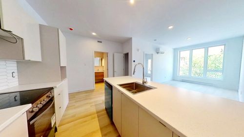 201-590 Rue Viau, Montréal, QC, H1V3G6 | Card Image