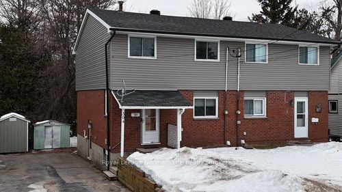 394 Chippewa St W, North Bay, ON, P1B6G6 | Card Image