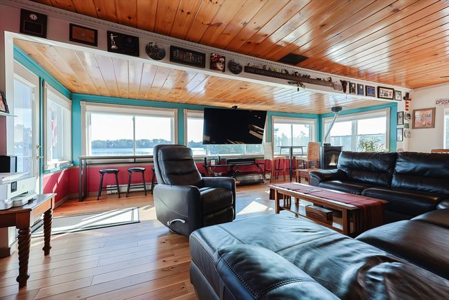 2 S Point Rd, Home with 0 bedrooms, 0 bathrooms and null parking in Webster MA | Image 4