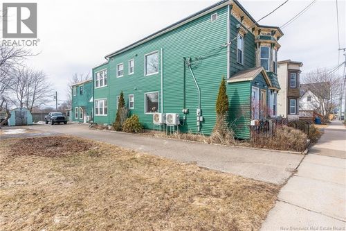 568 Havelock St, Saint John, NB, E2M2Y2 | Card Image