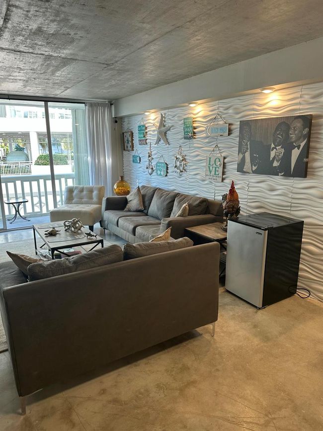 APT-205 - 3570 S Ocean Blvd, Condo with 1 bedrooms, 2 bathrooms and null parking in South Palm Beach FL | Image 16