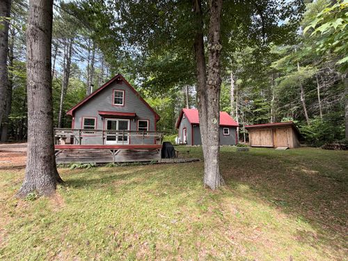 3 Cemetery Rd, Greenwood, ME, 04255-3116 | Card Image