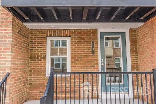 13 Bond St, North Brunswick, NJ, 08902-5034 | Card Image