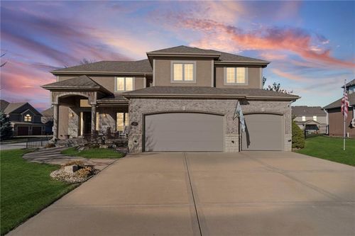 17790 Nw 130th St, Platte City, MO, 64079-7915 | Card Image