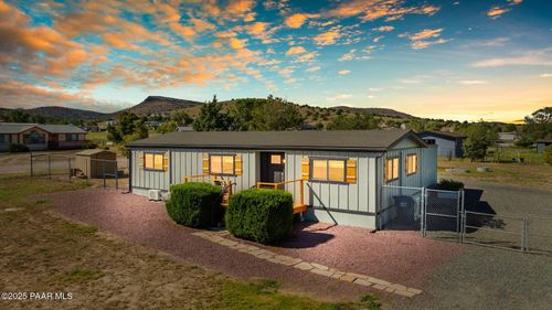 2725 N Sioux Dr, Chino Valley, AZ, 86323-4663 | Card Image