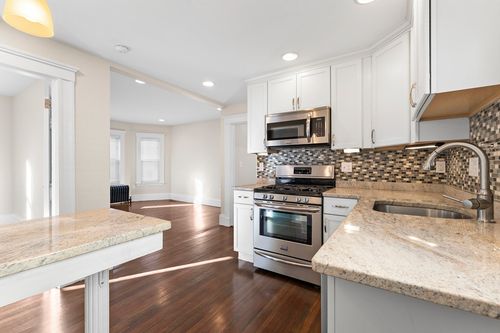 1-31 Wisconsin Ave, Somerville, MA, 02145-2118 | Card Image