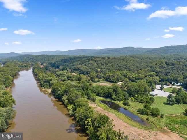 622 Timber Ln, House other with 3 bedrooms, 2 bathrooms and null parking in BLUEMONT VA | Image 33
