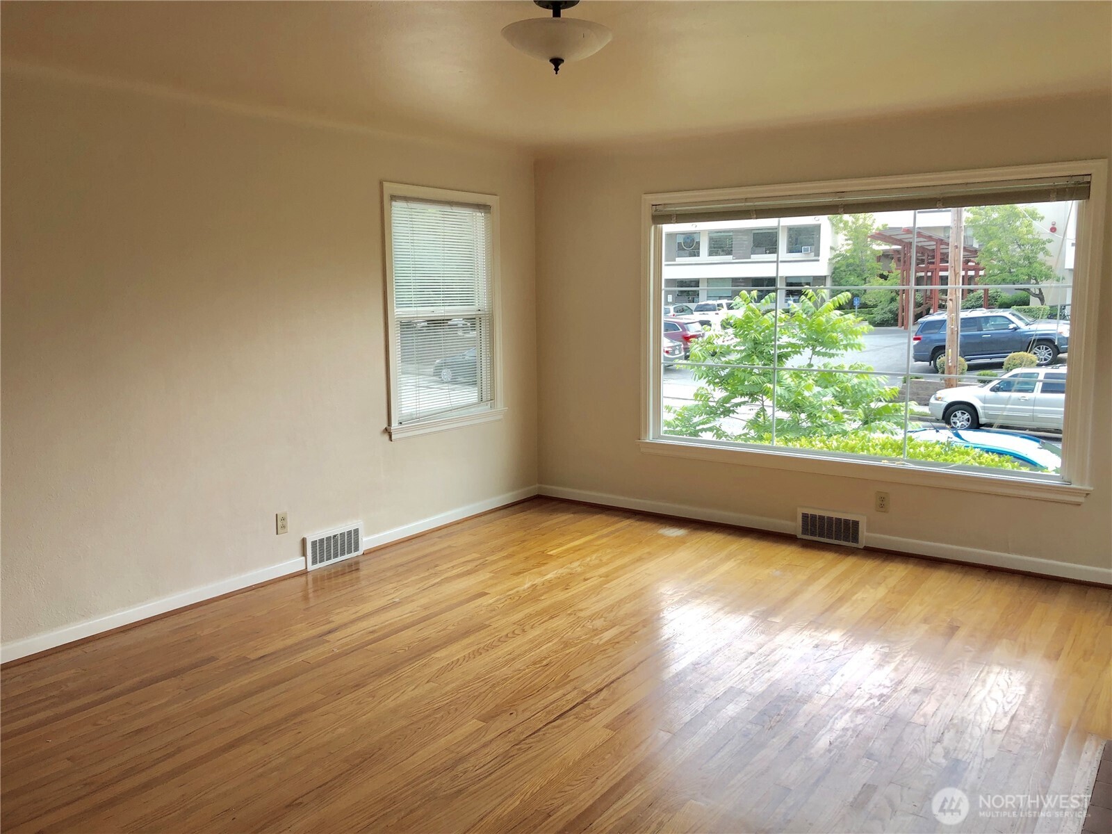 Residential Income in Seattle 5