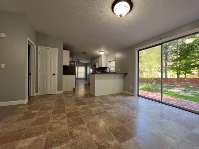 2498 S Woodland Trl, House other with 4 bedrooms, 3 bathrooms and null parking in Warsaw IN | Image 5