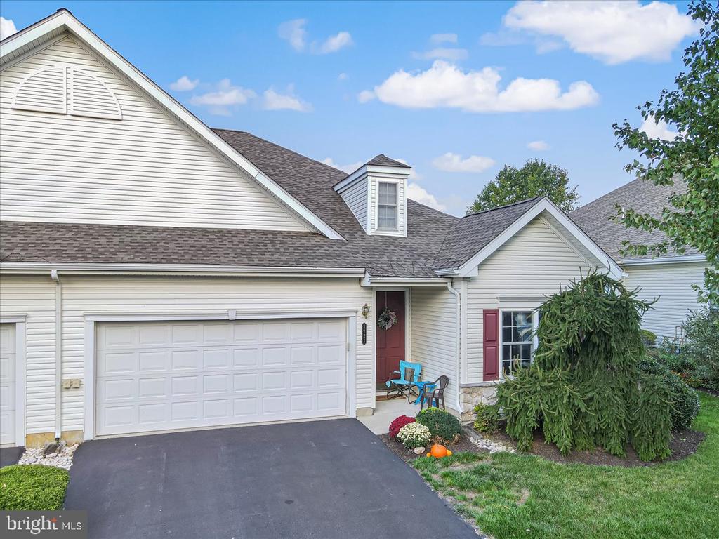 Terrwood Dr, Macungie, PA 18062