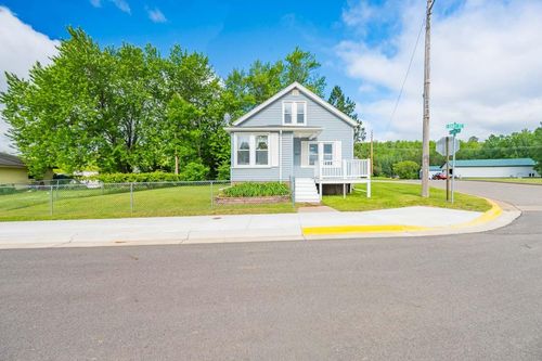 903 Gary St, Calumet, MN, 55716-0040 | Card Image