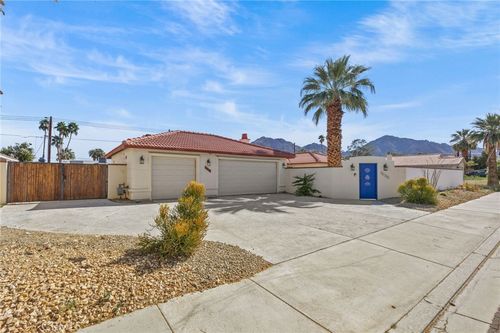 51540 Eisenhower Dr, La Quinta, CA, 92253-5313 | Card Image