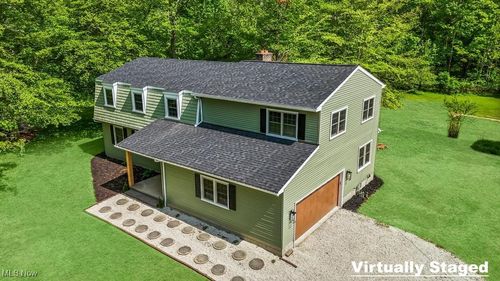 6730 Stone Rd, Medina, OH, 44256-8990 | Card Image