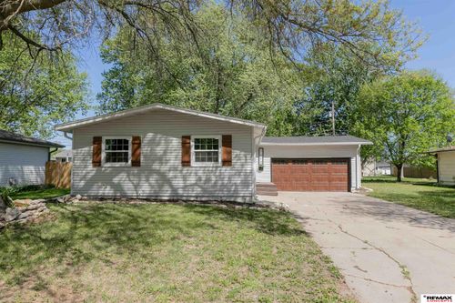 1612 Northridge Rd, Beatrice, NE, 68310-1743 | Card Image