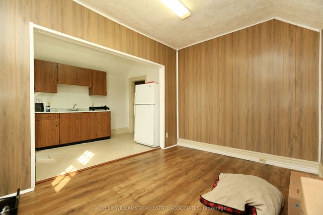 329 Josephine St, Home with 11 bedrooms, 6 bathrooms and 10 parking in Huron ON | Image 16