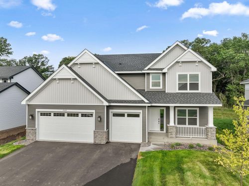 7520 Upper 42nd St N, Oakdale, MN, 55128-2607 | Card Image
