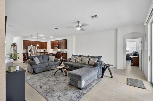34 Bunker Hill Dr, Palm Coast, FL, 32137-9451 | Card Image