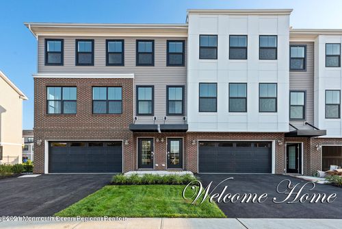 10 Mariveles Way, Tinton Falls, NJ, 07724-3224 | Card Image