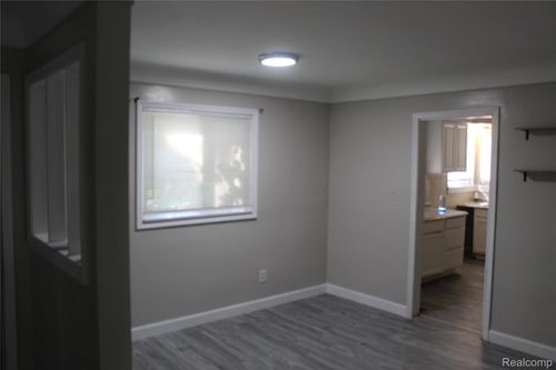 29760 Birchwood St, Inkster, MI, 48141-1026 | Card Image