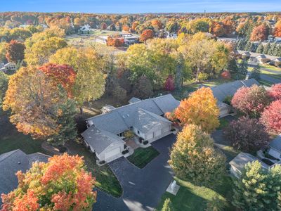 8757 Lindsey Lane Sw, Condo with 2 bedrooms, 2 bathrooms and null parking in Byron Center MI | Image 2