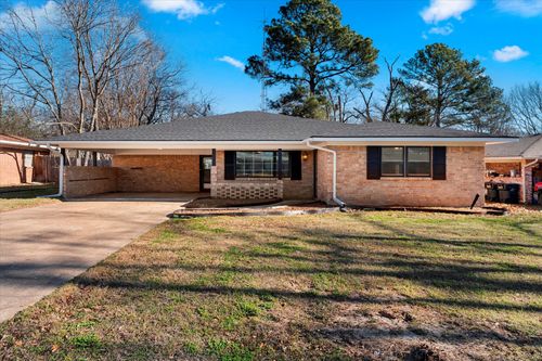 601 N 38th St, Corsicana, TX, 75110-2480 | Card Image